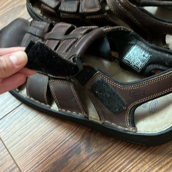 Sketchers Men’s Brown Leather Caged Fisherman Sandals. Sling Back. Sz11 main image 7